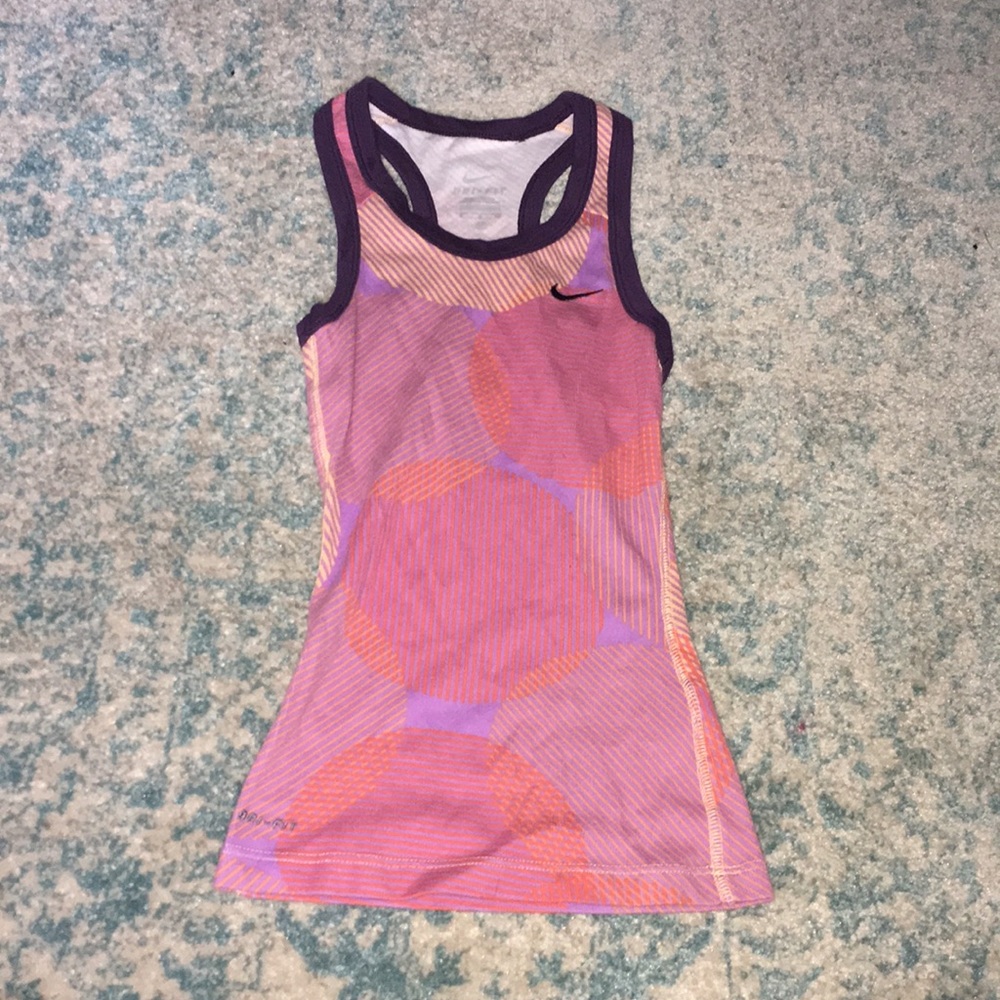 Nike kids workout top